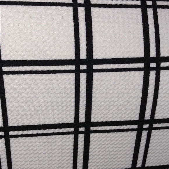 LulaRoe Shirley - White w/ Black Stripes - L - Picture 4 of 4